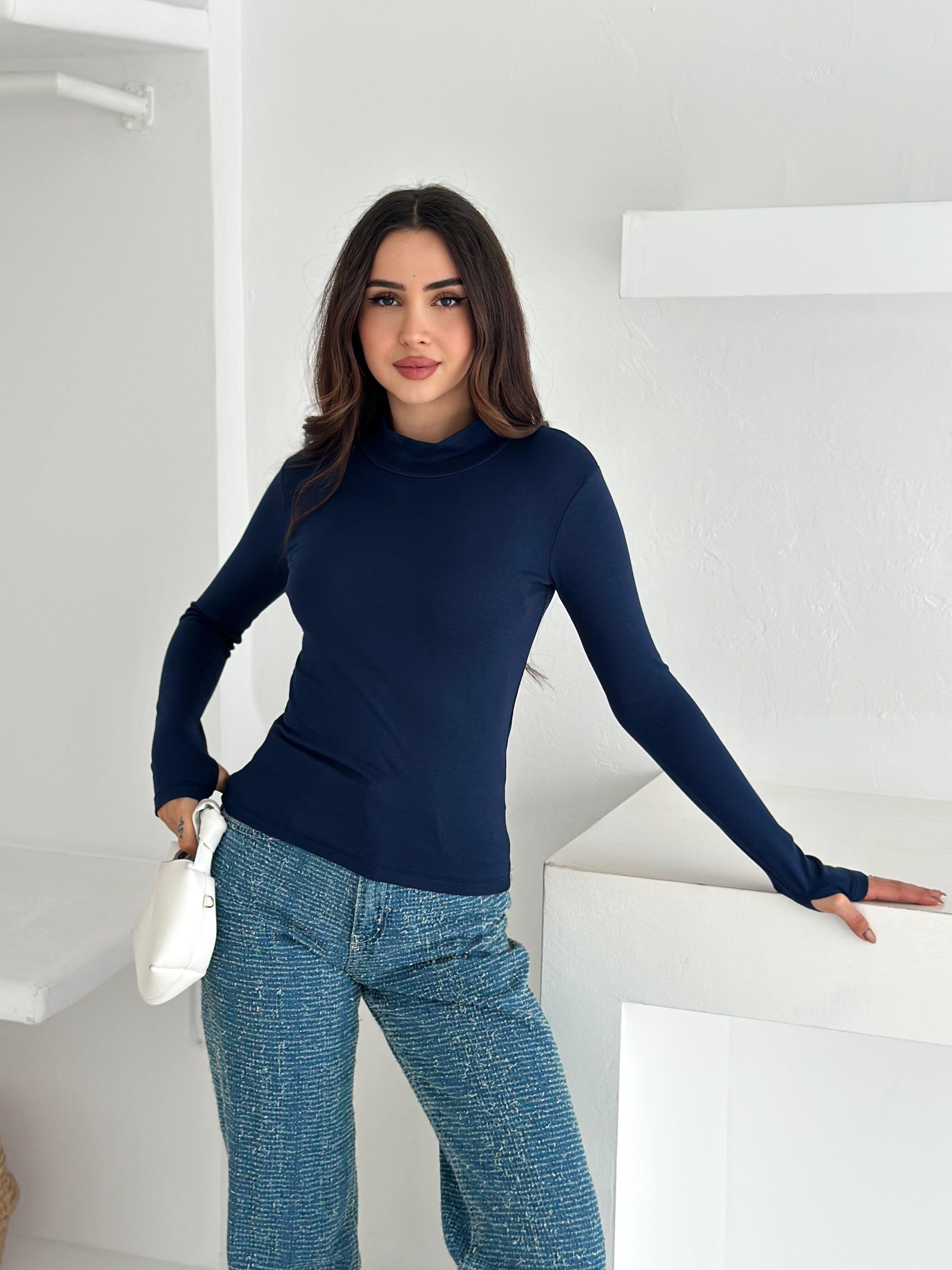 Kadın Yarım Balıkçı Yaka Parmak Geçmeli Full Likralı Buzz Body