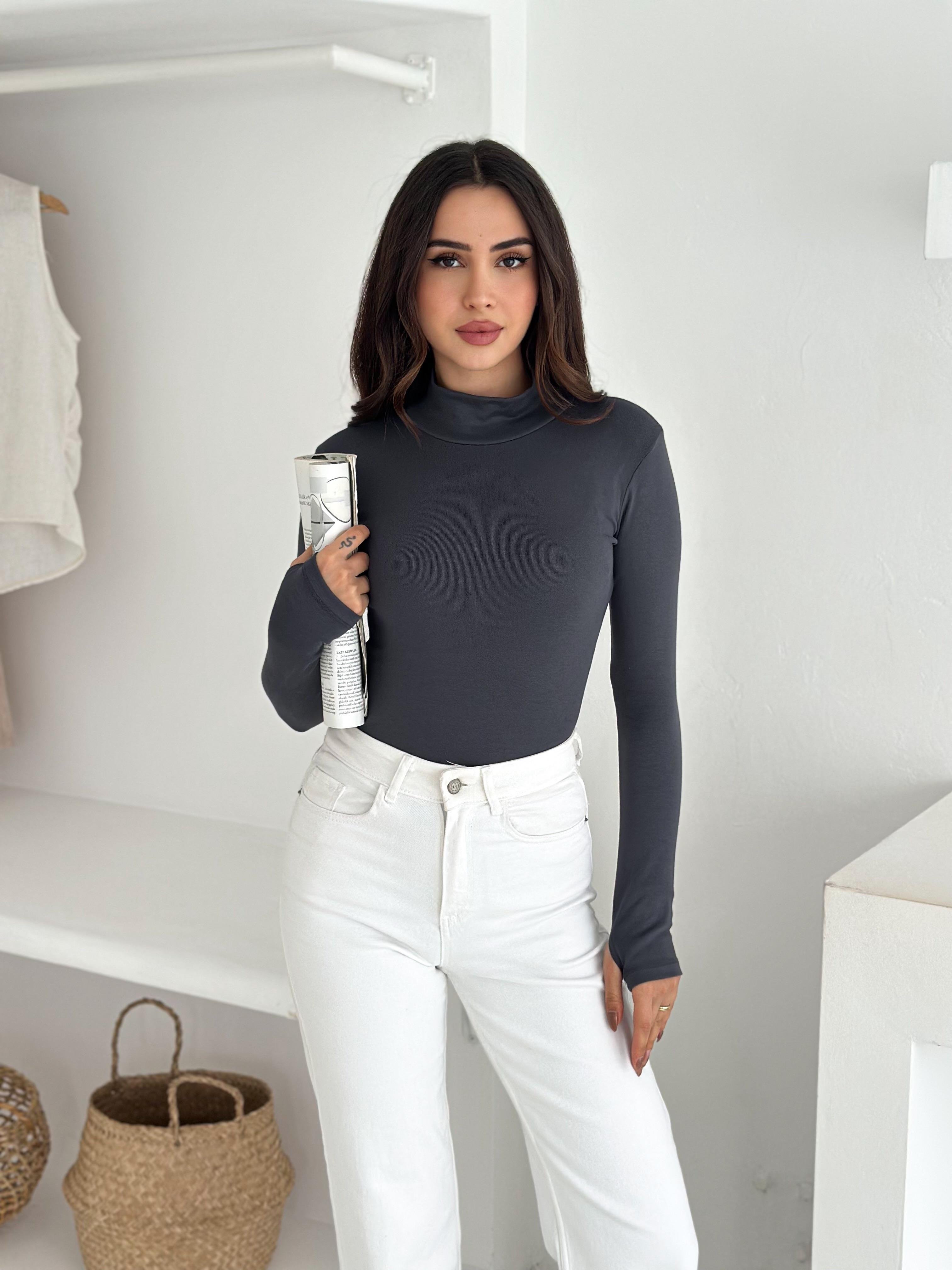 Kadın Yarım Balıkçı Yaka Parmak Geçmeli Full Likralı Buzz Body