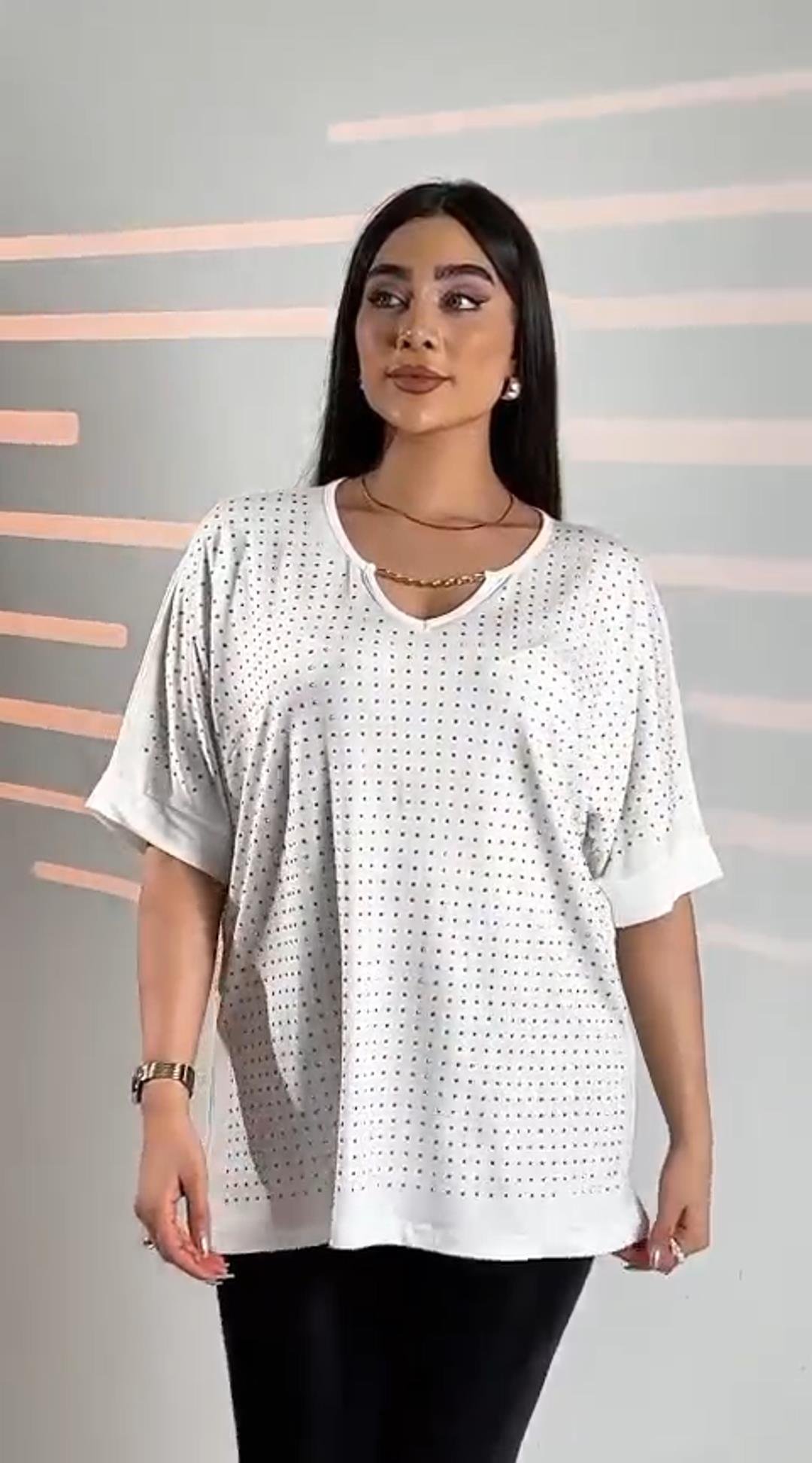 Zincir Detaylı Taşlı Viskon Bluz