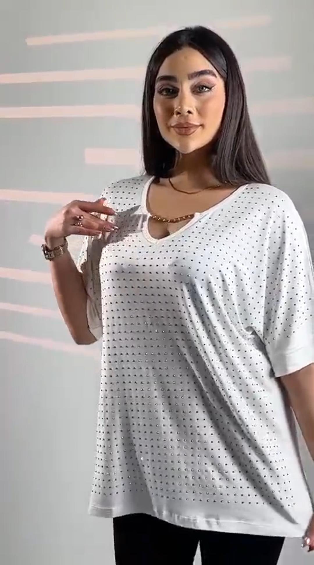 Zincir Detaylı Taşlı Viskon Bluz
