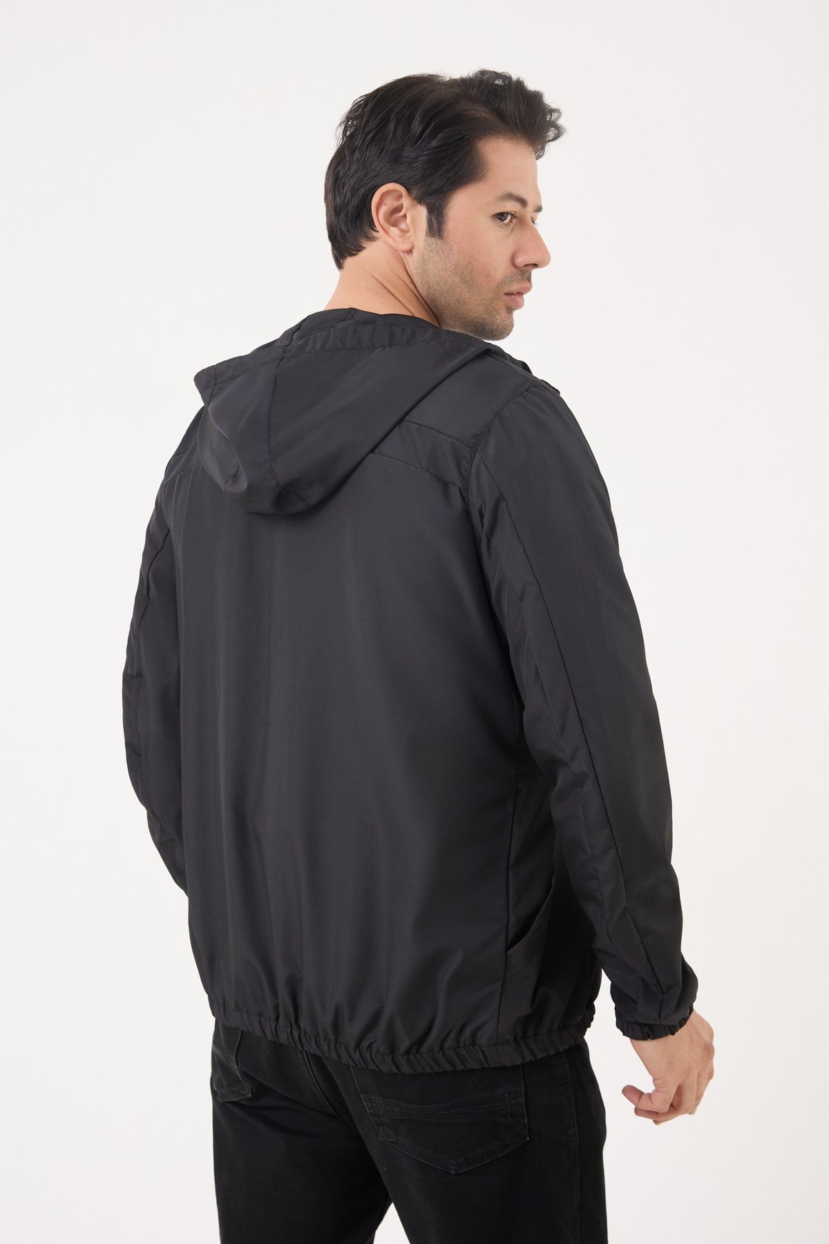 freemenierkek-spor-dis-giyimispor-erke-7e19a5.jpg