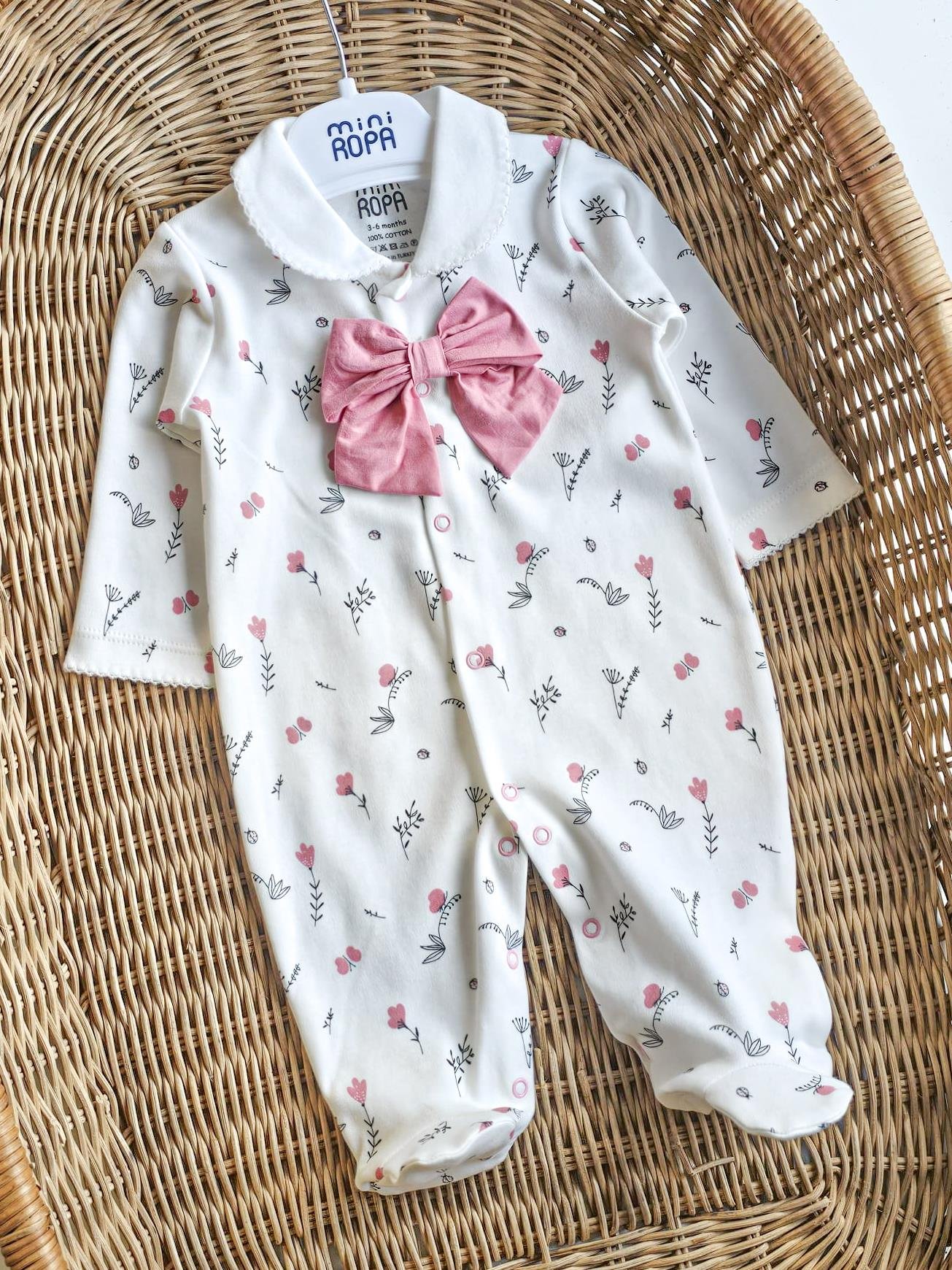 Fiyonklu Kız Bebek Tulumu Bebe Yaka Patikli Kız Bebek Tulumu