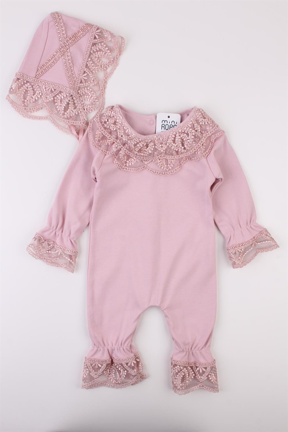 Mürdüm Dantelli Şapkalı Kız Bebek Tulumu