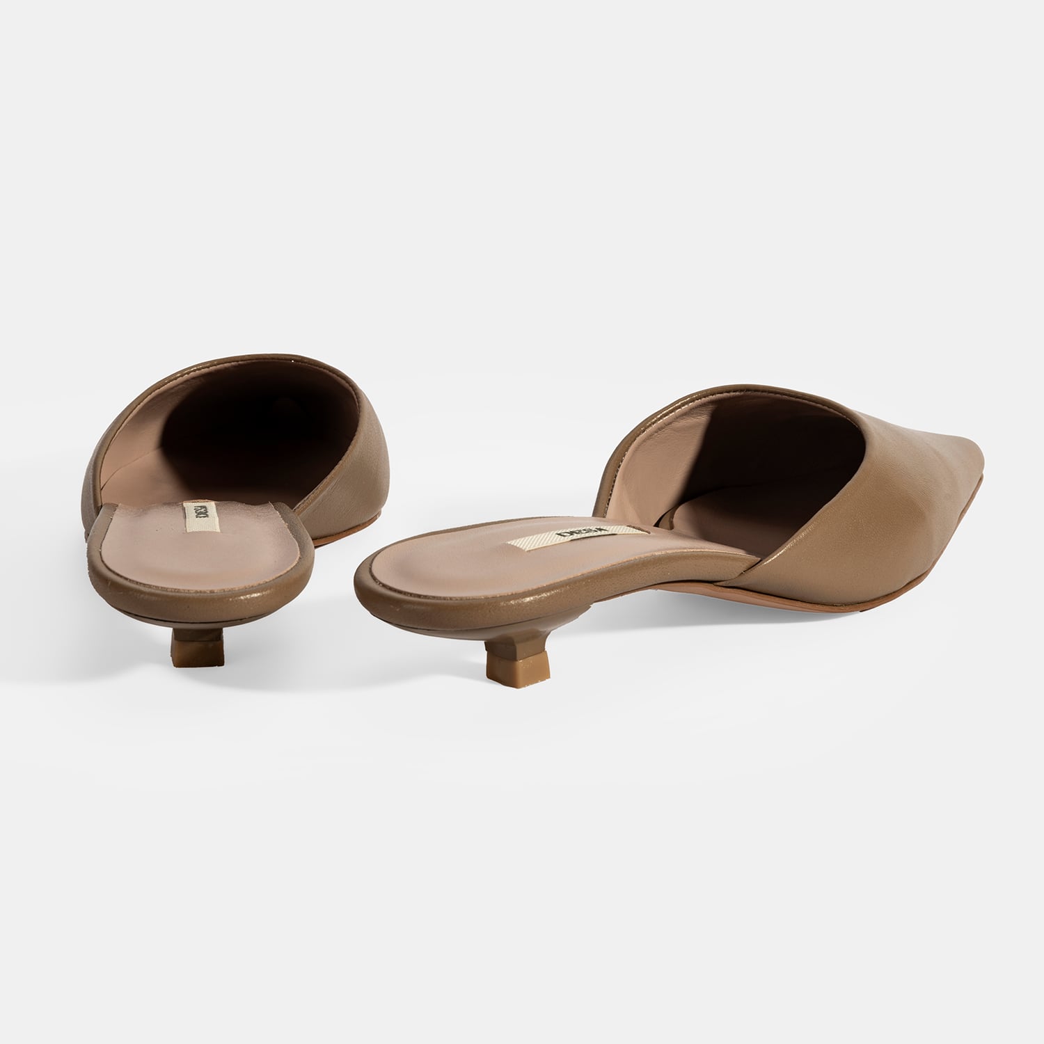 Desa Beyaz Desa Deri Kadın Topuklu Terlik