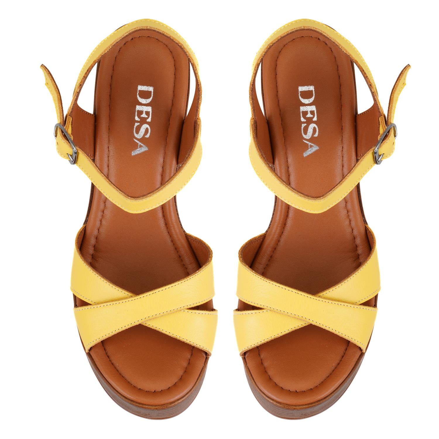 Desa Beyaz Desa Deri Kadın Platform Topuklu Sandalet