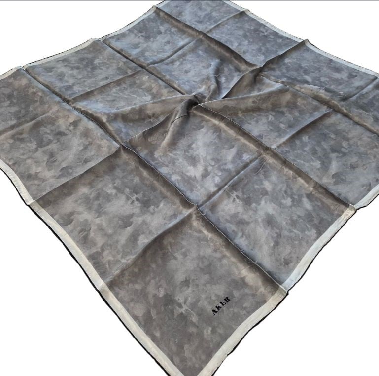 Aker Defolu Jakarlı Sura İpek Eşarp 7208403 - 311  SYR52645 Gri Çiçek Desen
