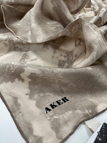 Aker Tivil İpek Eşarp Bej Mermer Desen