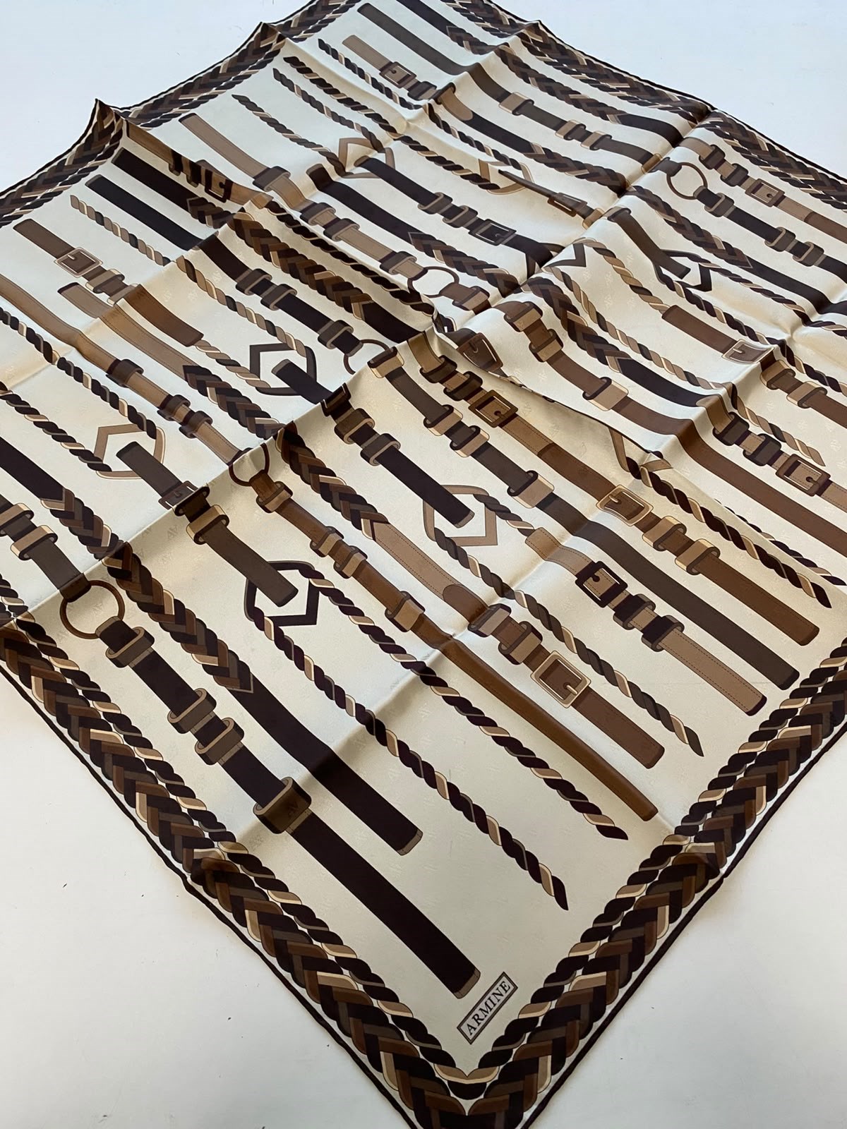 Armine Jakarlı Saf İpek Eşarp 9607 50 Acı Kahve - Ekru Kemer Desen 