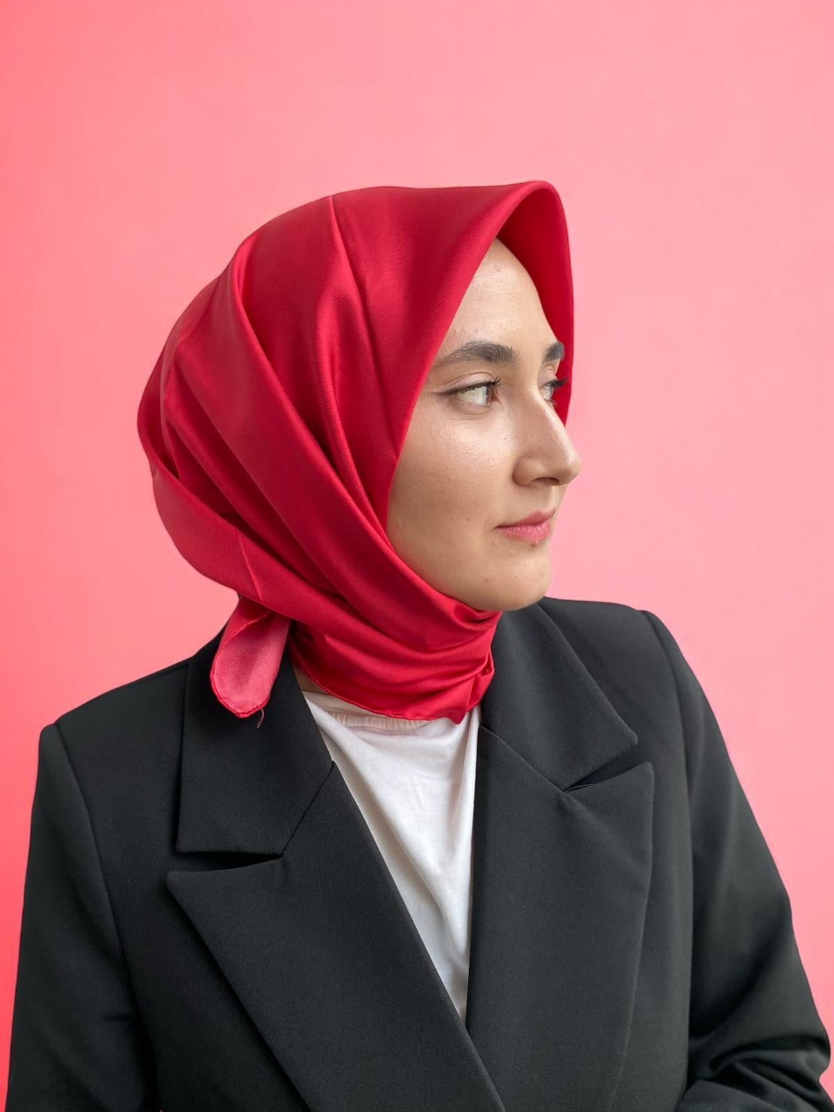 Armine Kırmızı Düz Renk Tivil İpek Eşarp 10D02-502