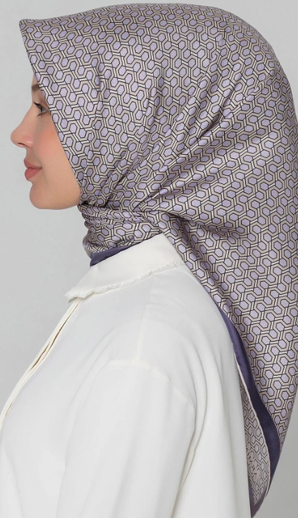 Armine Nostalji Serisi İpek Sura Eşarp 8401-84