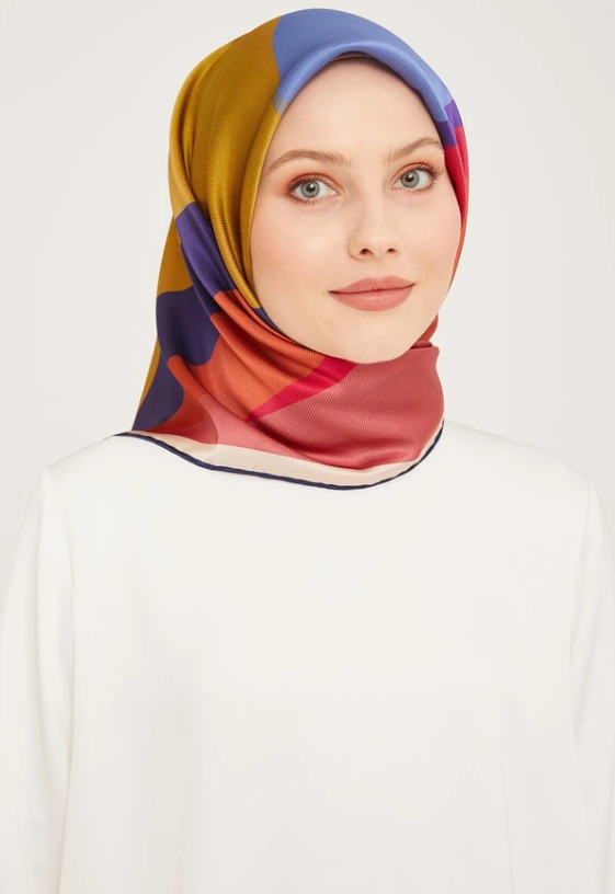 Armine Nostalji Sura İpek Eşarp 9010-05 Pembe Karışık Desen