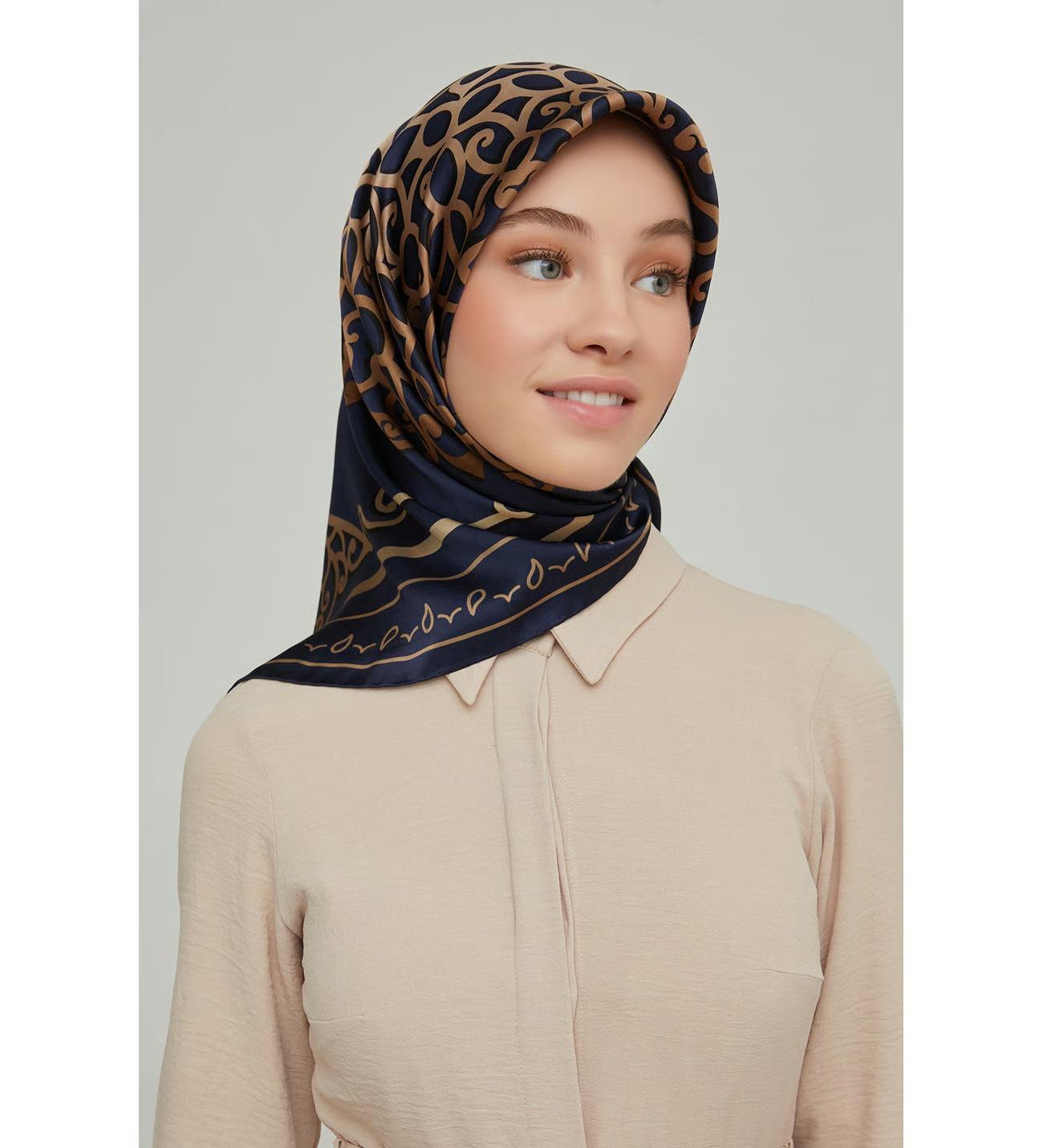 Armine Nostalji Sura İpek Eşarp IST 8650-09 Lacivert Soyut Desen