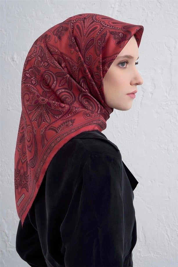 Armine Nostalji Sura Saf İpek 9421 85 Mercan Etnik  Desen 
