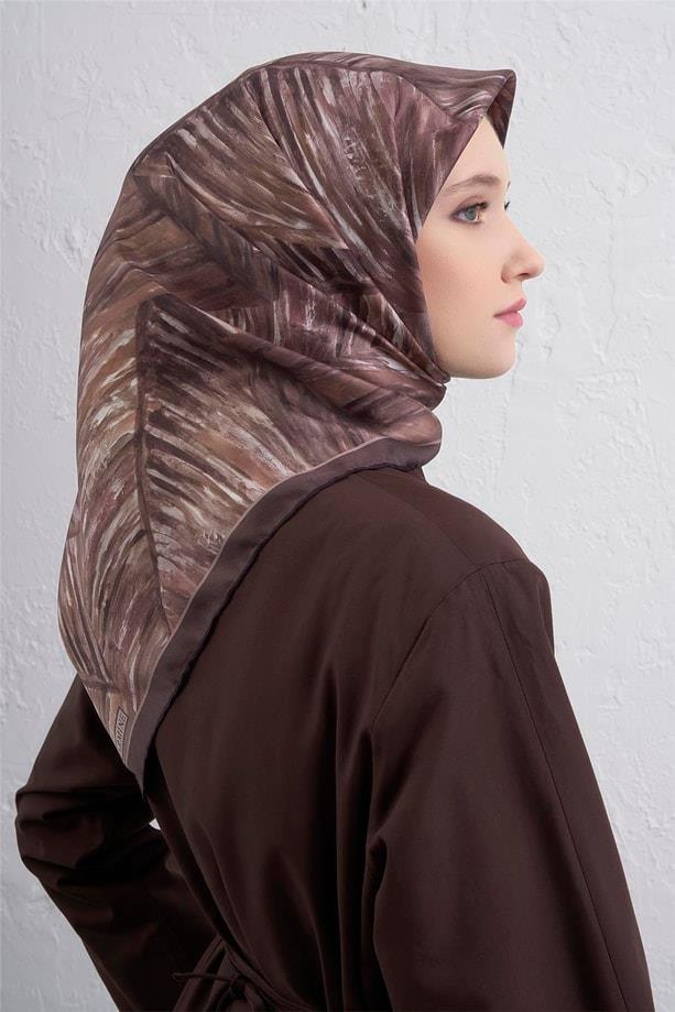 Armine Sura Saf İpek Eşarp 9430-36 Kahverengi Karışık Desen