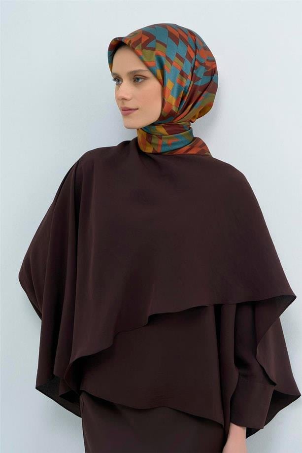 Armine Sura Saf İpek Eşarp 9507 - 82 Bordo Yeşil Çizgi Desen