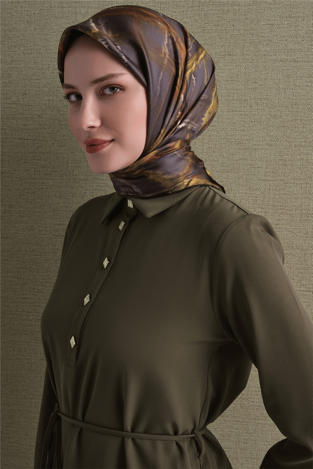 Armine Sura Saf İpek Eşarp 9602 32 Haki Yağ Yeşili Soyut Desen 