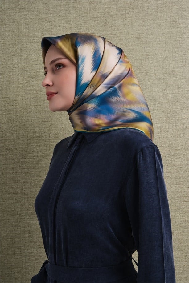 Armine Sura Saf İpek Eşarp 9605 52 Mavi - Sarı Soyut Desen 