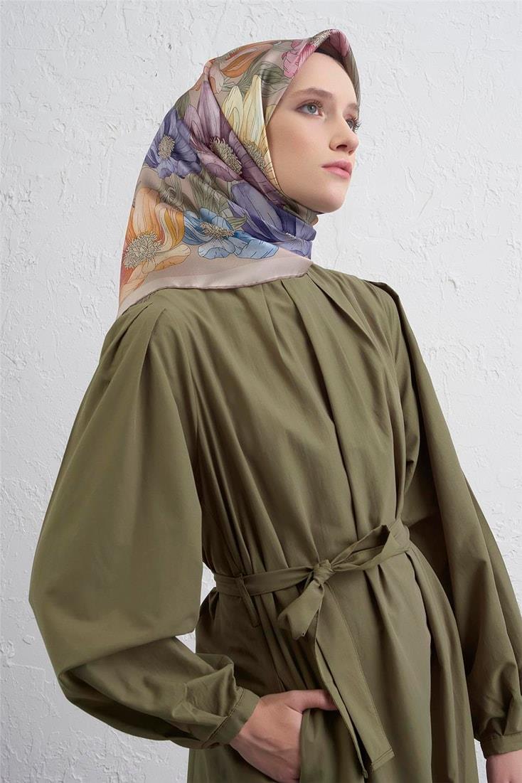 Armine Sura Saf İpek Eşarp IST 9403 - 07 Krem Çiçekli  Desen