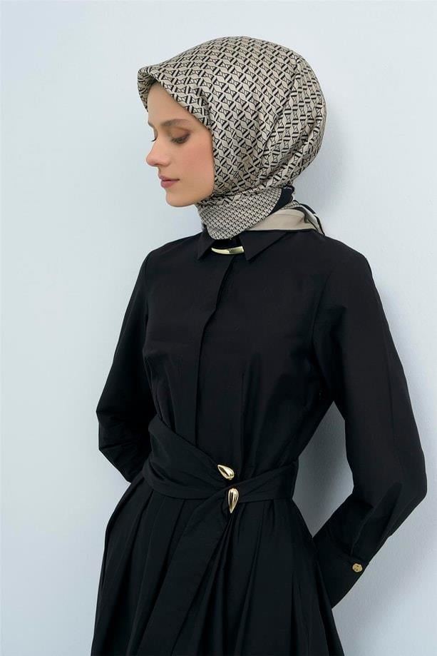 Armine Tivil Saf İpek Eşarp 9502 - 03 Siyah Krem Logo Desen