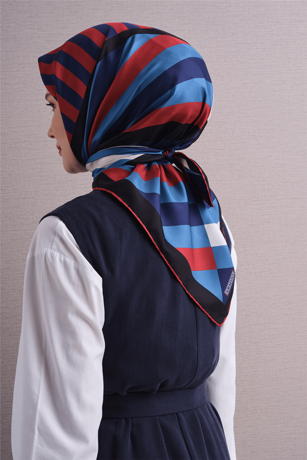 Armine Tivil Saf İpek Eşarp 9615 58 Siyah Geometrik Desen 