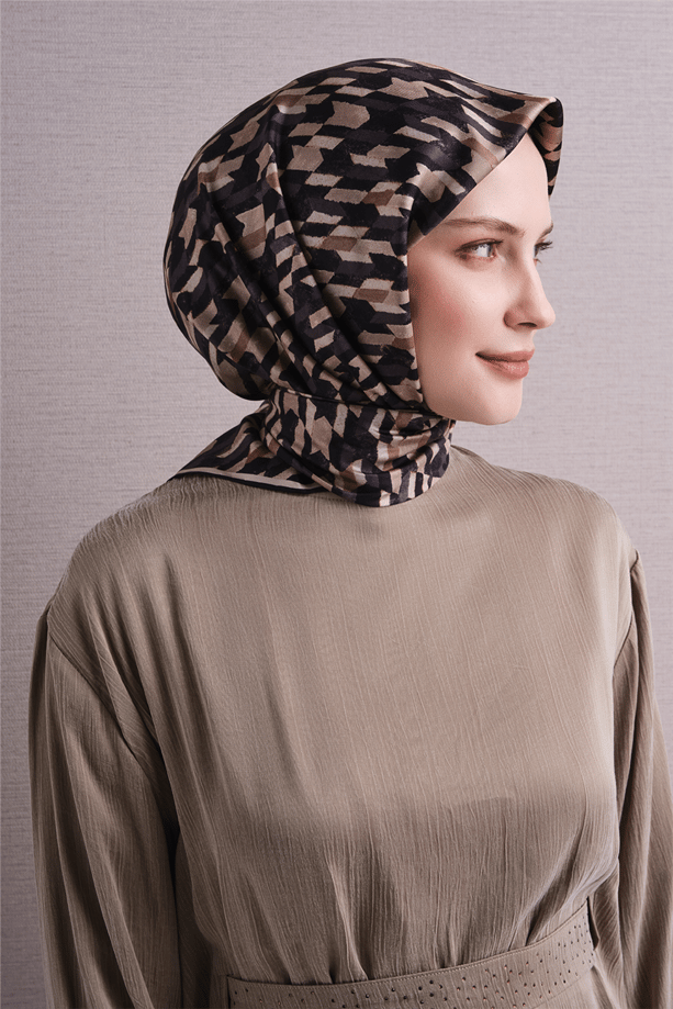 Armine Tivil Saf İpek Eşarp 9623 83 Siyah Kazayağı Desen 