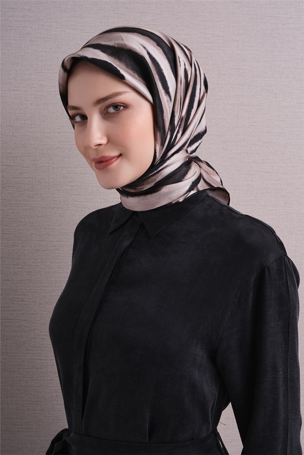 Armine Tivil Saf İpek Eşarp 9629 02 Vizon Zebra Desen 
