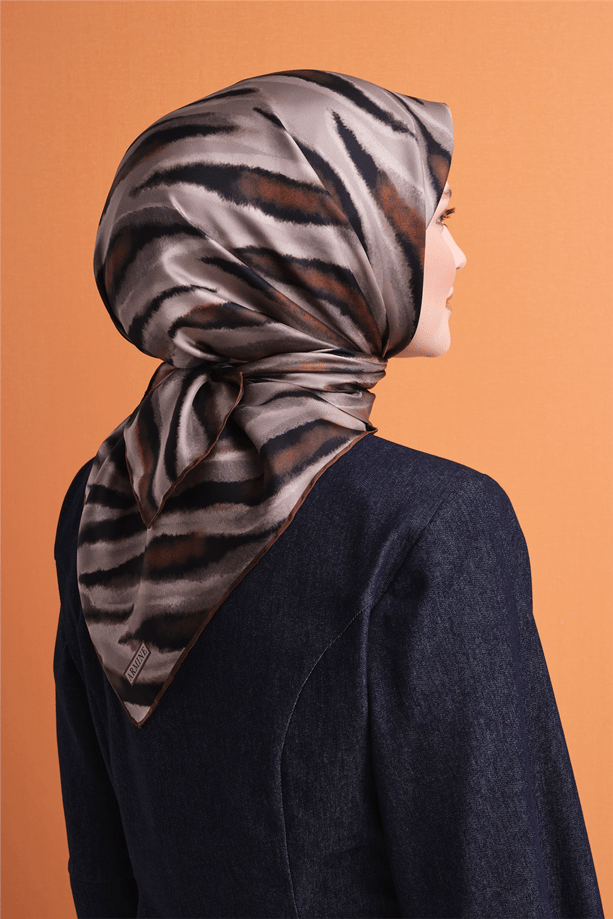 Armine Tivil Saf İpek Eşarp 9629 32 Vizon - Kahverengi Zebra Desen 
