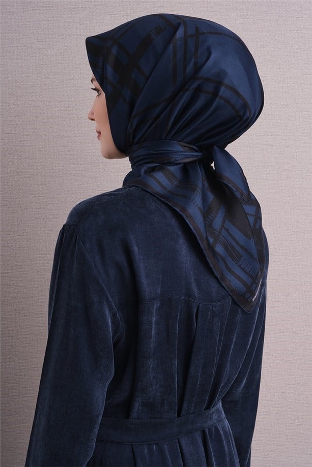 Armine  Tivil Saf İpek Eşarp 9643 06 Siyah Lacivert Soyut Desen 