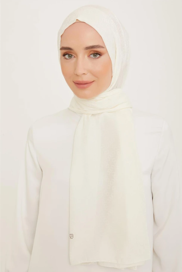 Armine Trend J.Capri Şal IST 4-100  Kalpli Beyaz
