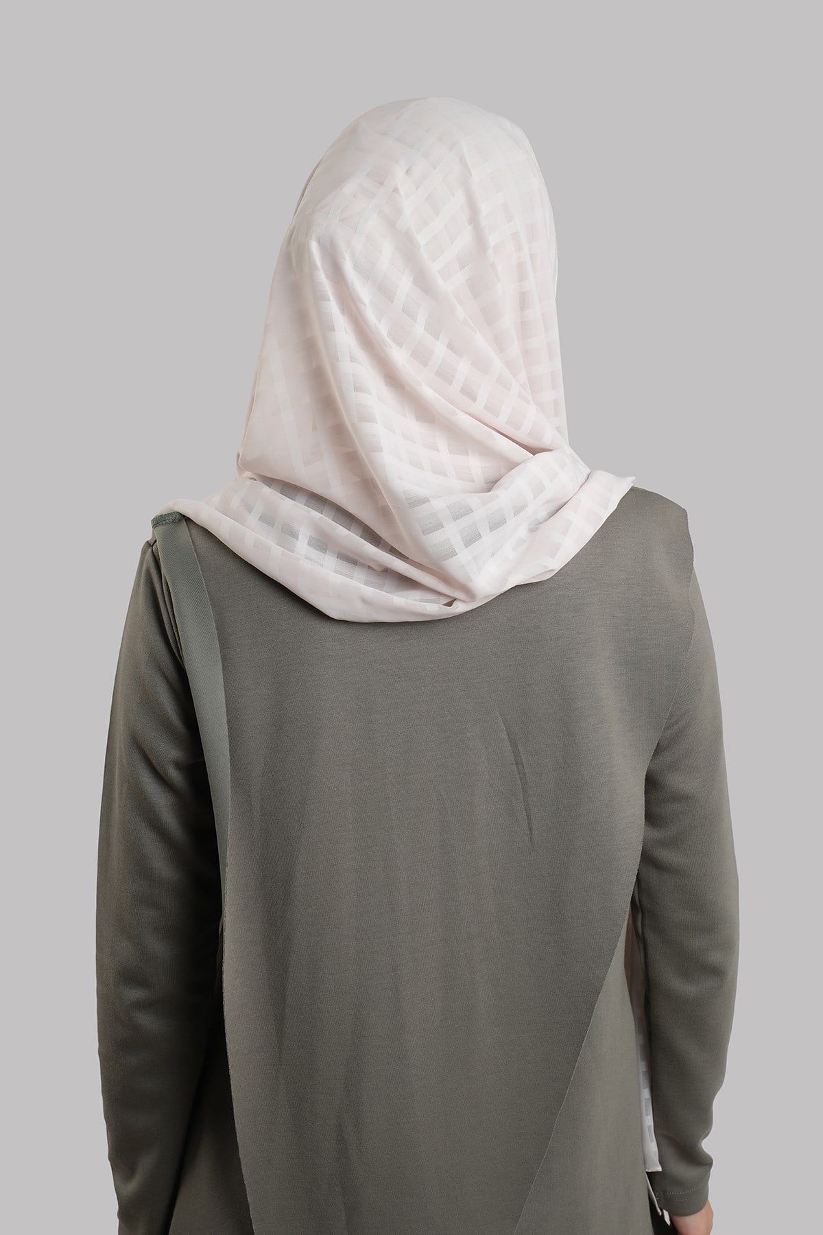 Bej Pratik Hazır Geçmeli Şal Desenli Şifon Hijab Boneli 2415_12