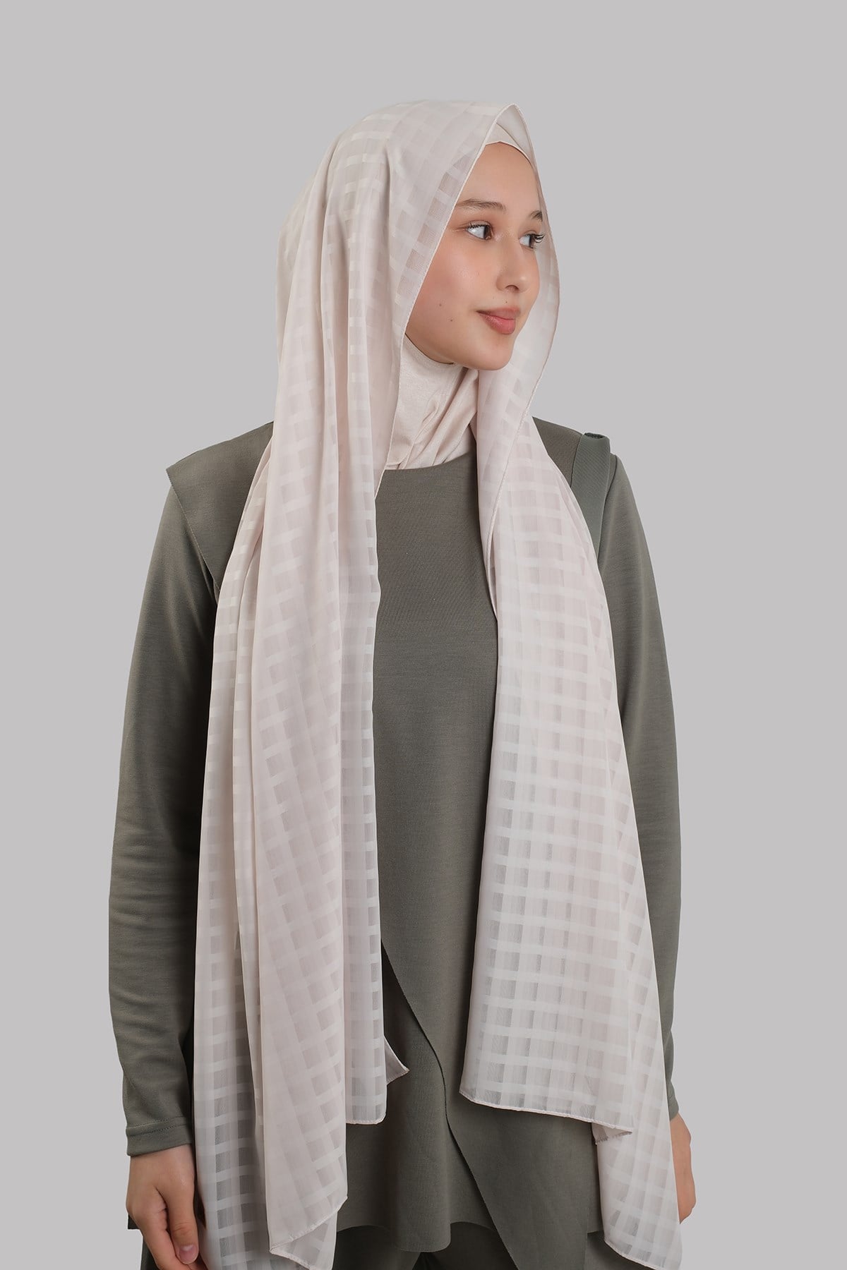 Bej Pratik Hazır Geçmeli Şal Desenli Şifon Hijab Boneli 2415_12