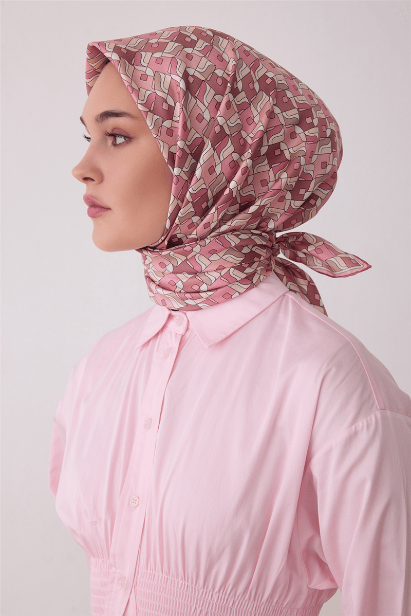 Belli Tivil İpek Eşarp 440206 Pembe Geometrik Desen