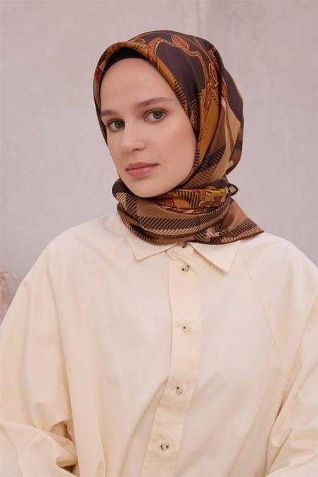 Belli Tivil Saf İpek Eşarp 4206 - 02 Koyu Kahverengi Batik Desen