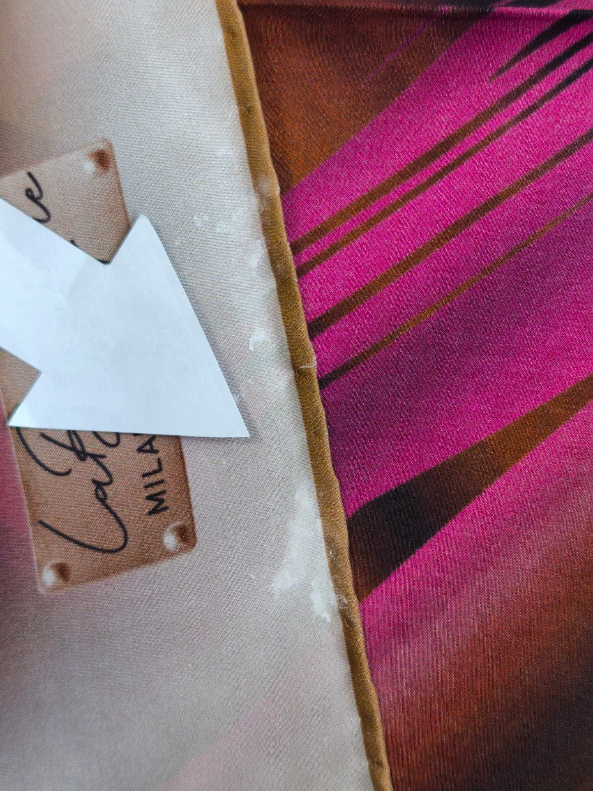 La Boutique Az Hatalı Saf Sura İpek Eşarp Fuşya - Kahve  Soyut Desen 