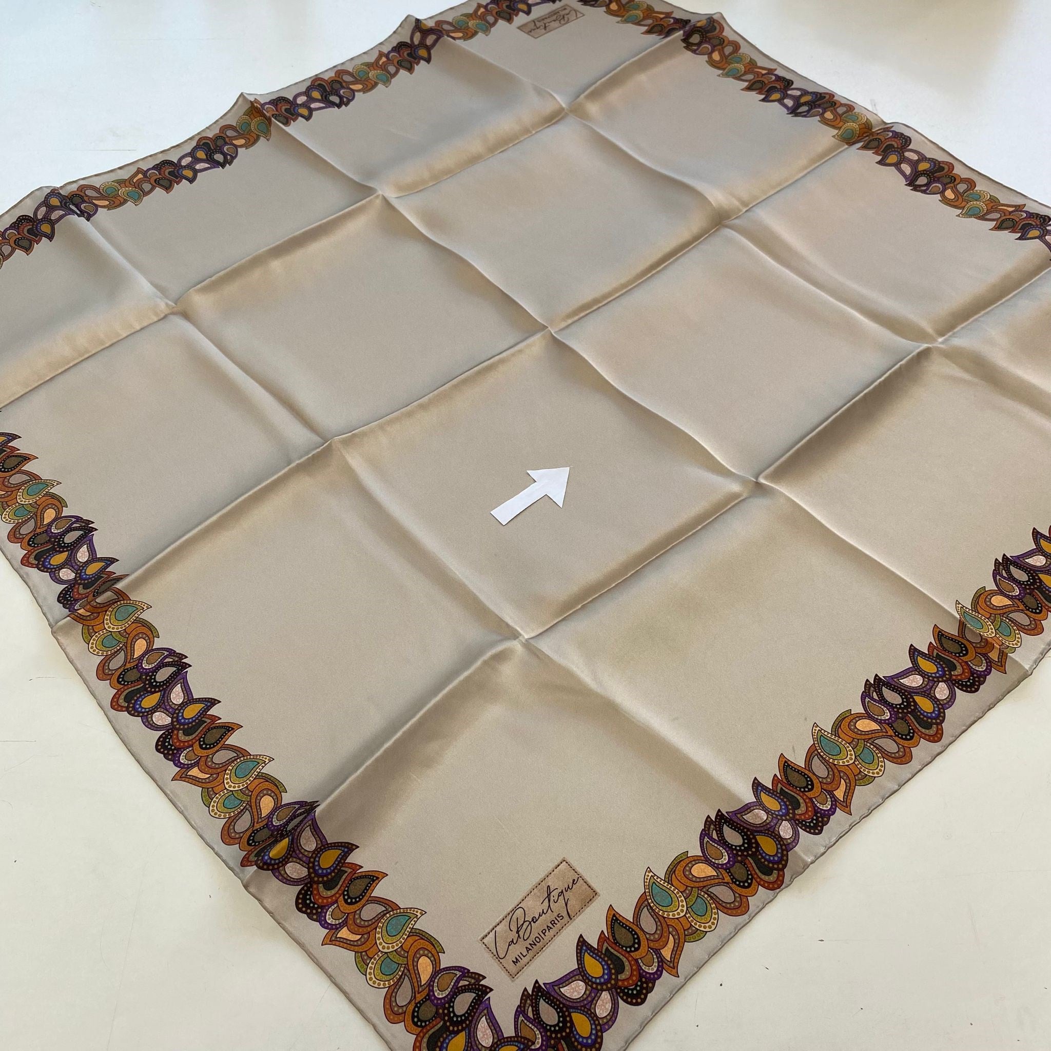 La Boutique Az Hatalı Sura İpek Eşarp 55158 Taş Rengi Düz  Desen 