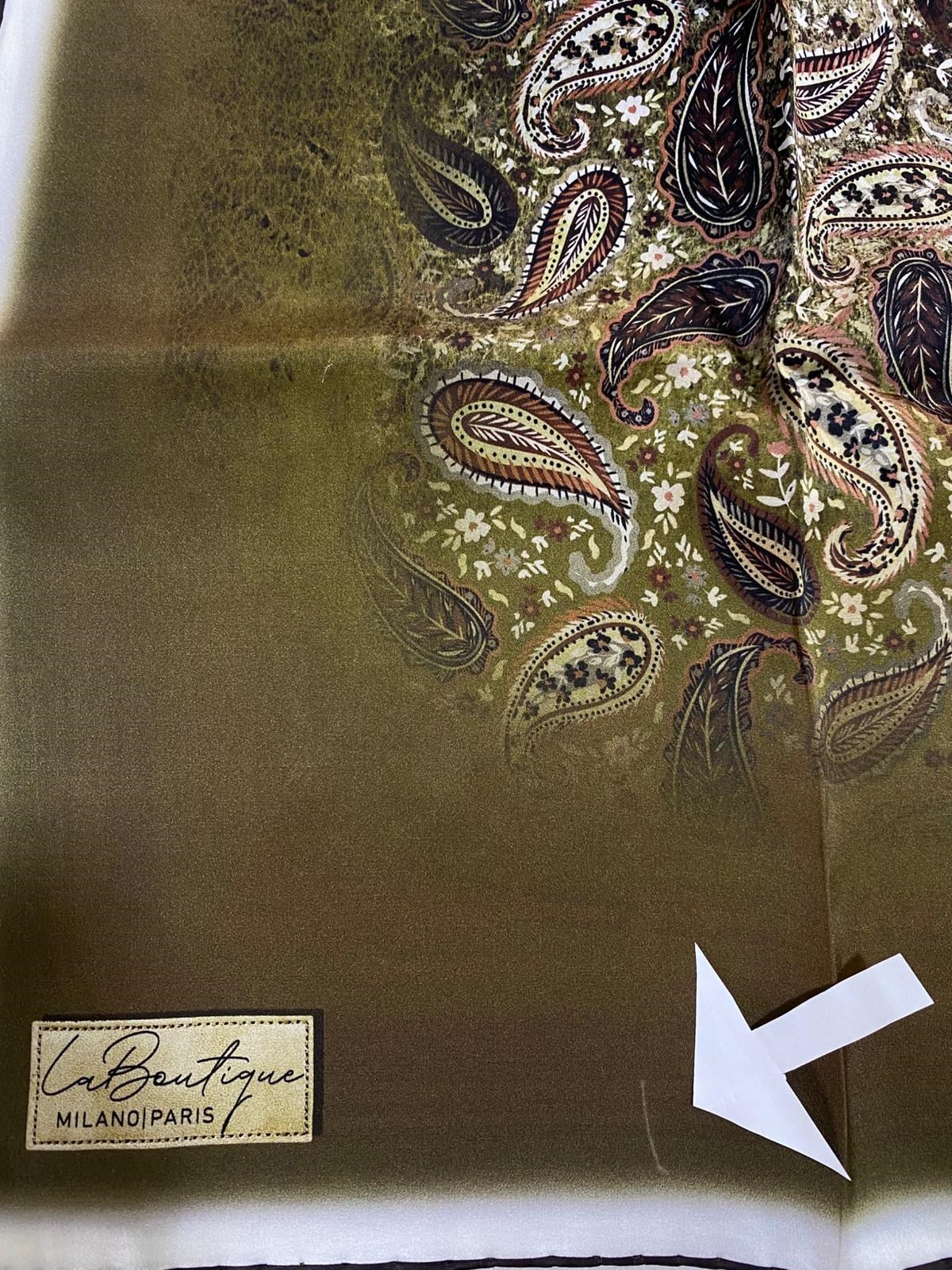 La Boutique Az Hatalı Sura İpek Eşarp IST Küf Yeşili Şal Desenli 