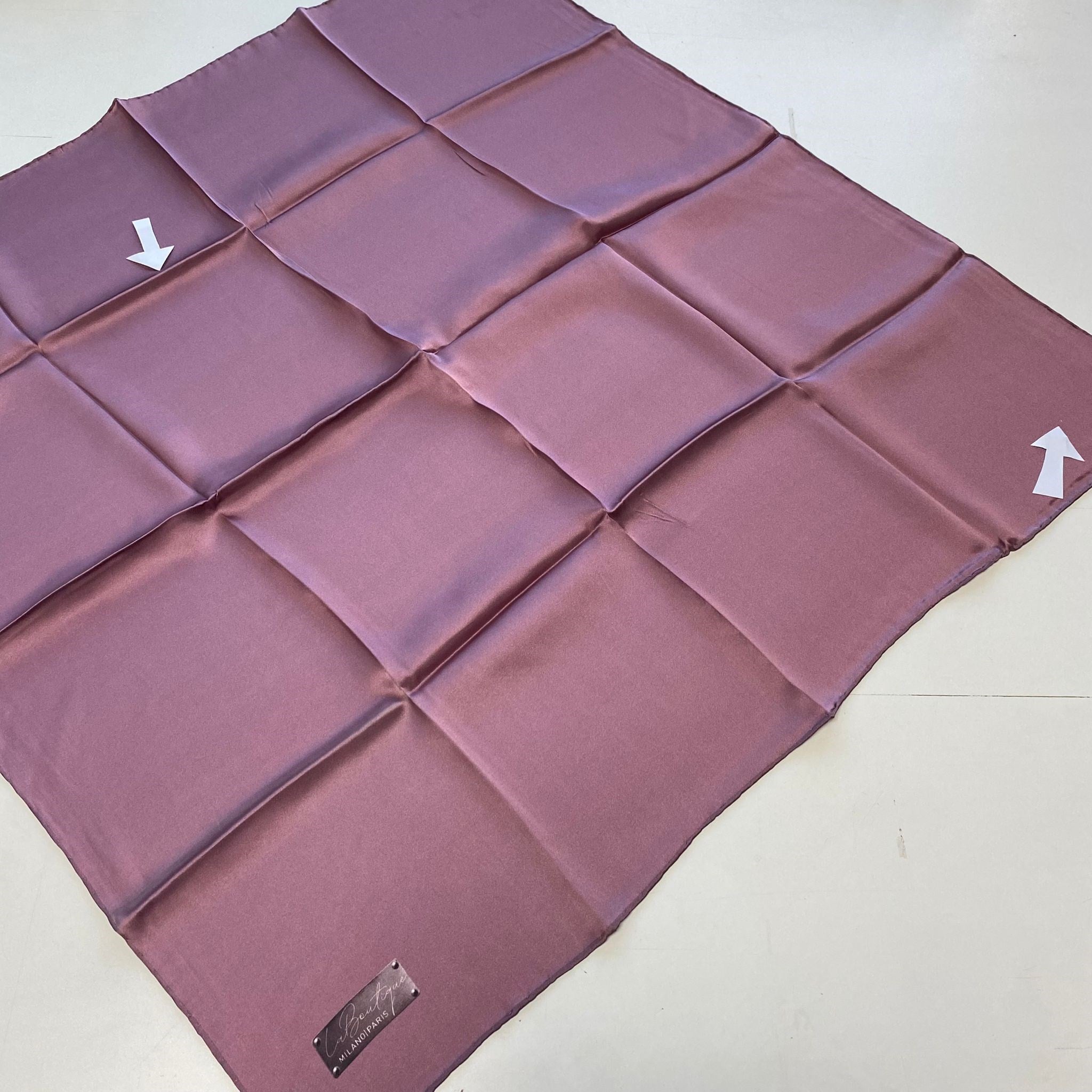 La Boutique Az Hatalı Sura Saf İpek Eşarp 54789 Gül Kurusu Düz Desen 