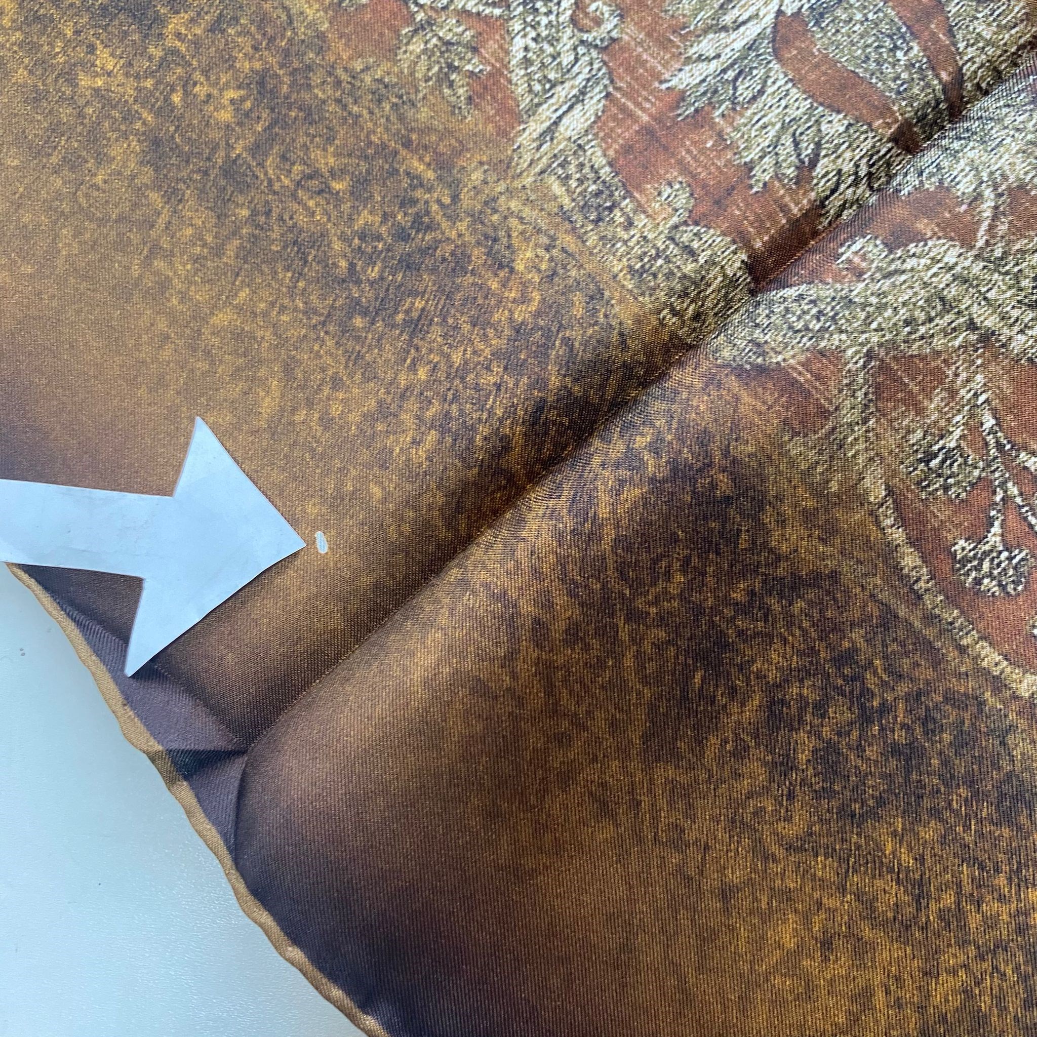 La Boutique Az Hatalı Tivil  İpek Eşarp 54963 Kahve Etnik Desen 