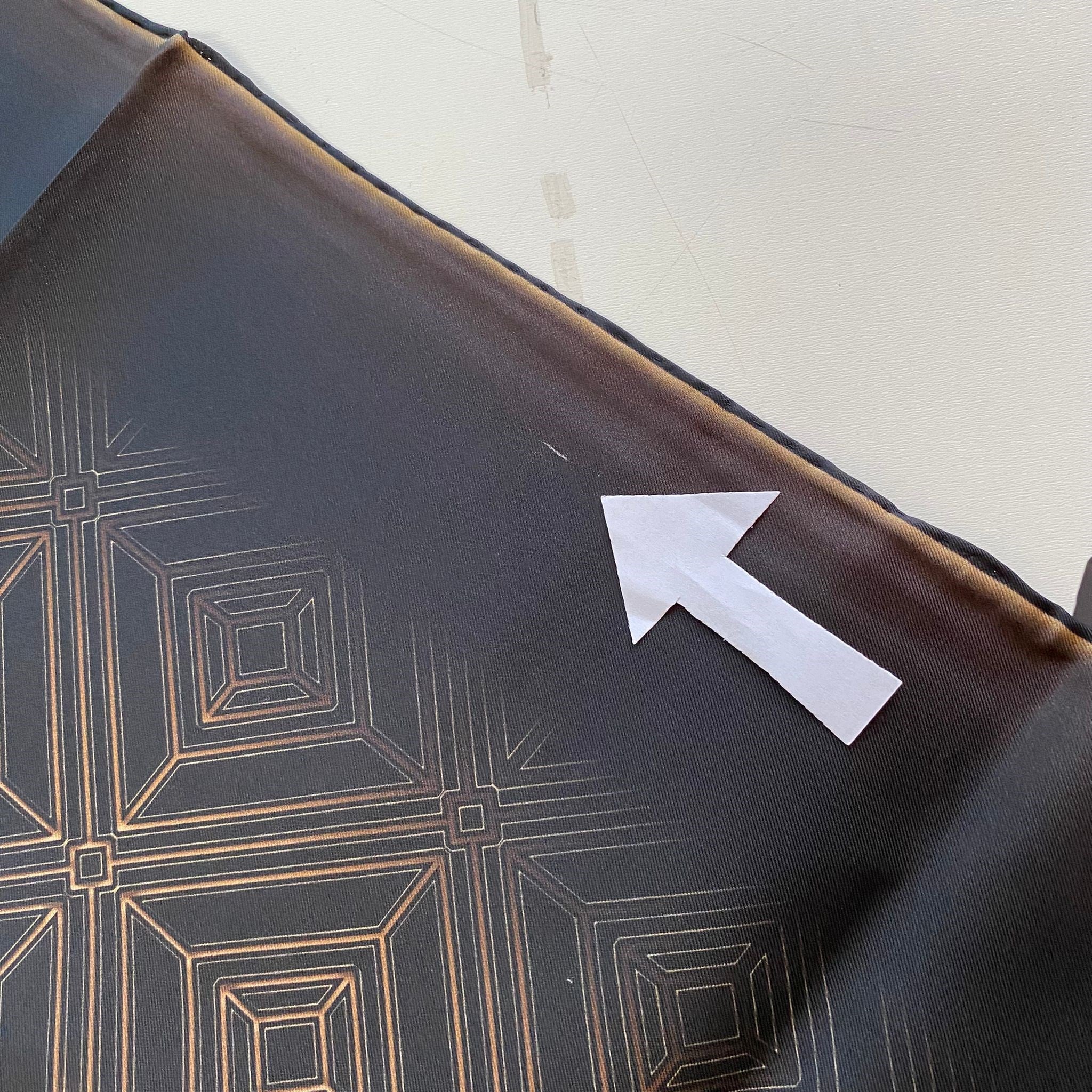 La Boutique Az Hatalı Tivil İpek Eşarp 55224 Siyah - Hardal Geometrik  Desen 
