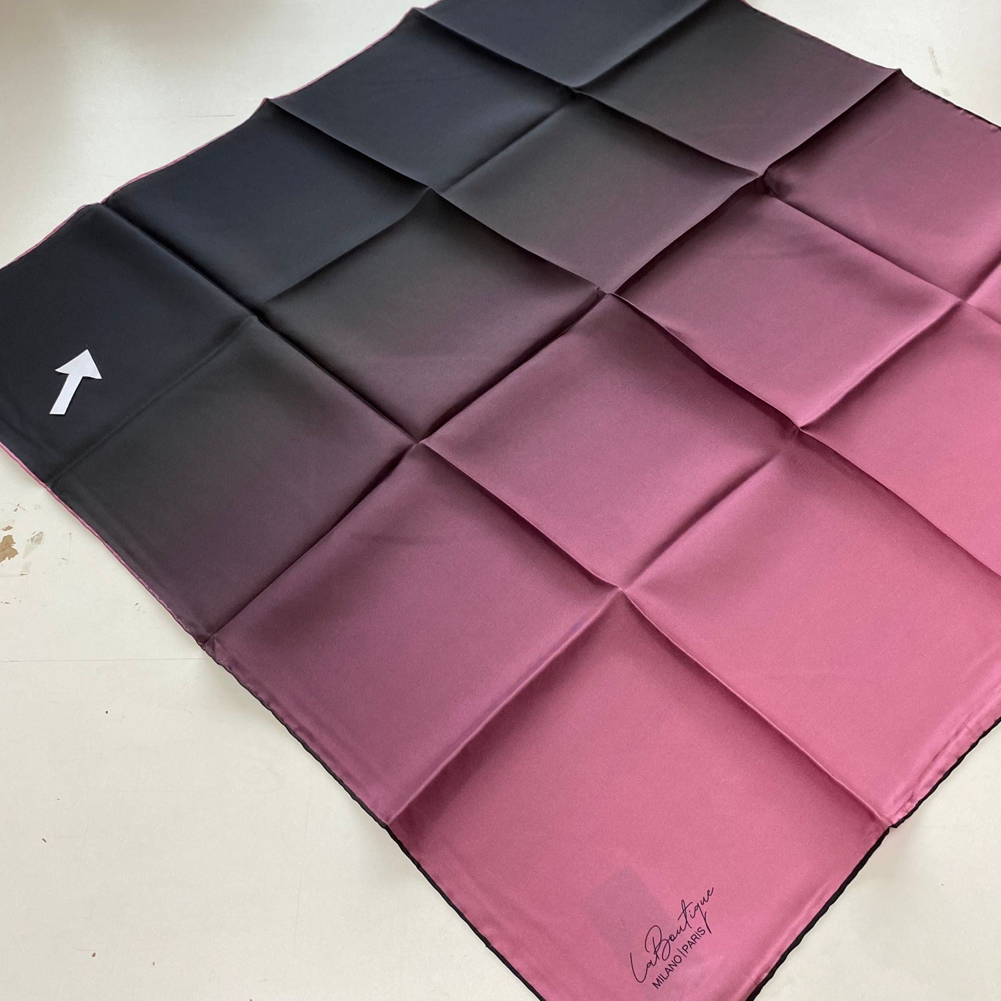 La Boutique Az Hatalı Tivil Saf İpek Eşarp 54732 Pembe Degrade Desen 