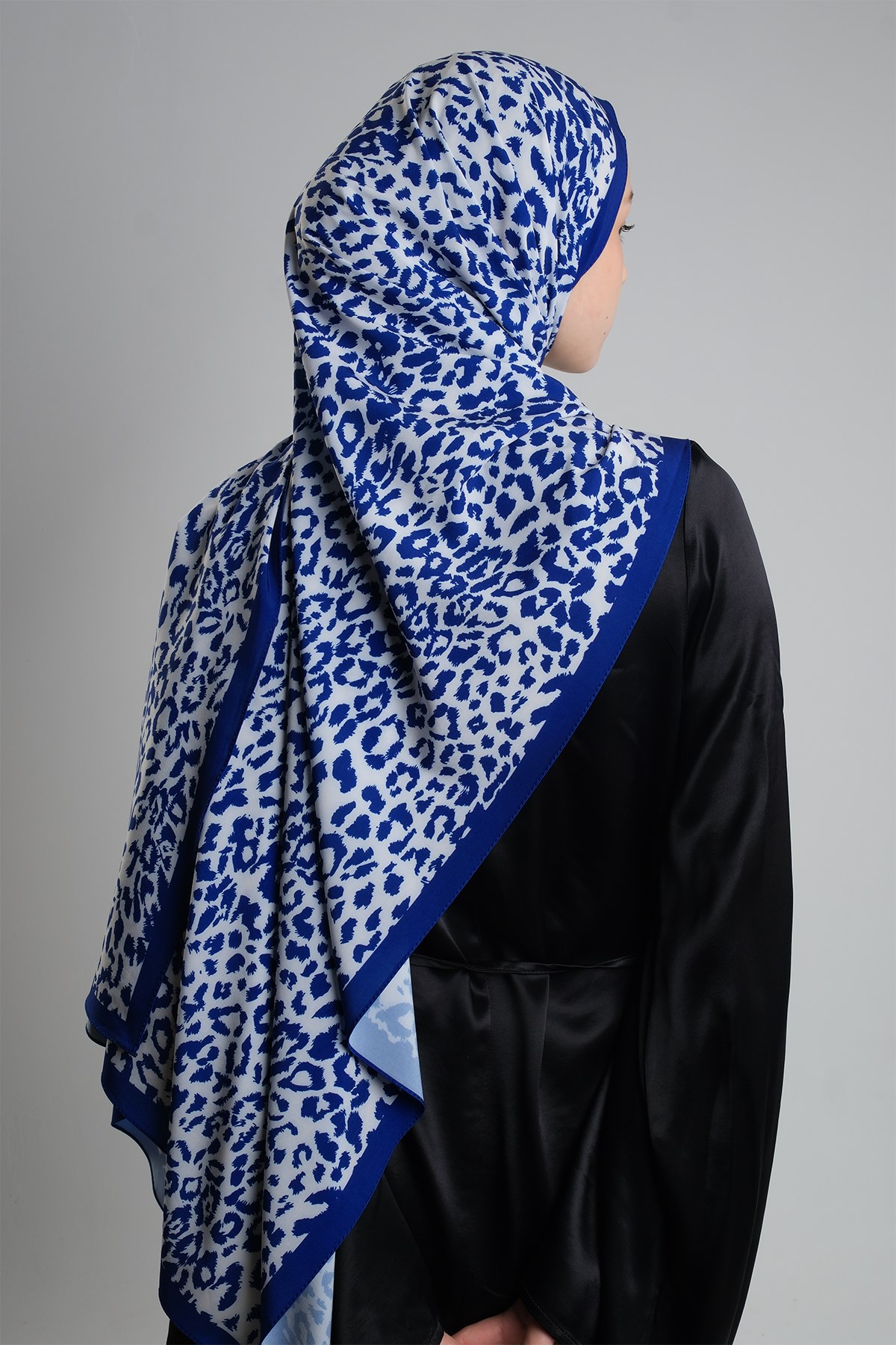 Lacivert Zera Şal Koleksiyon İtalyan Dikişli Mucize Kumaş Leopar Desenli 202134_02
