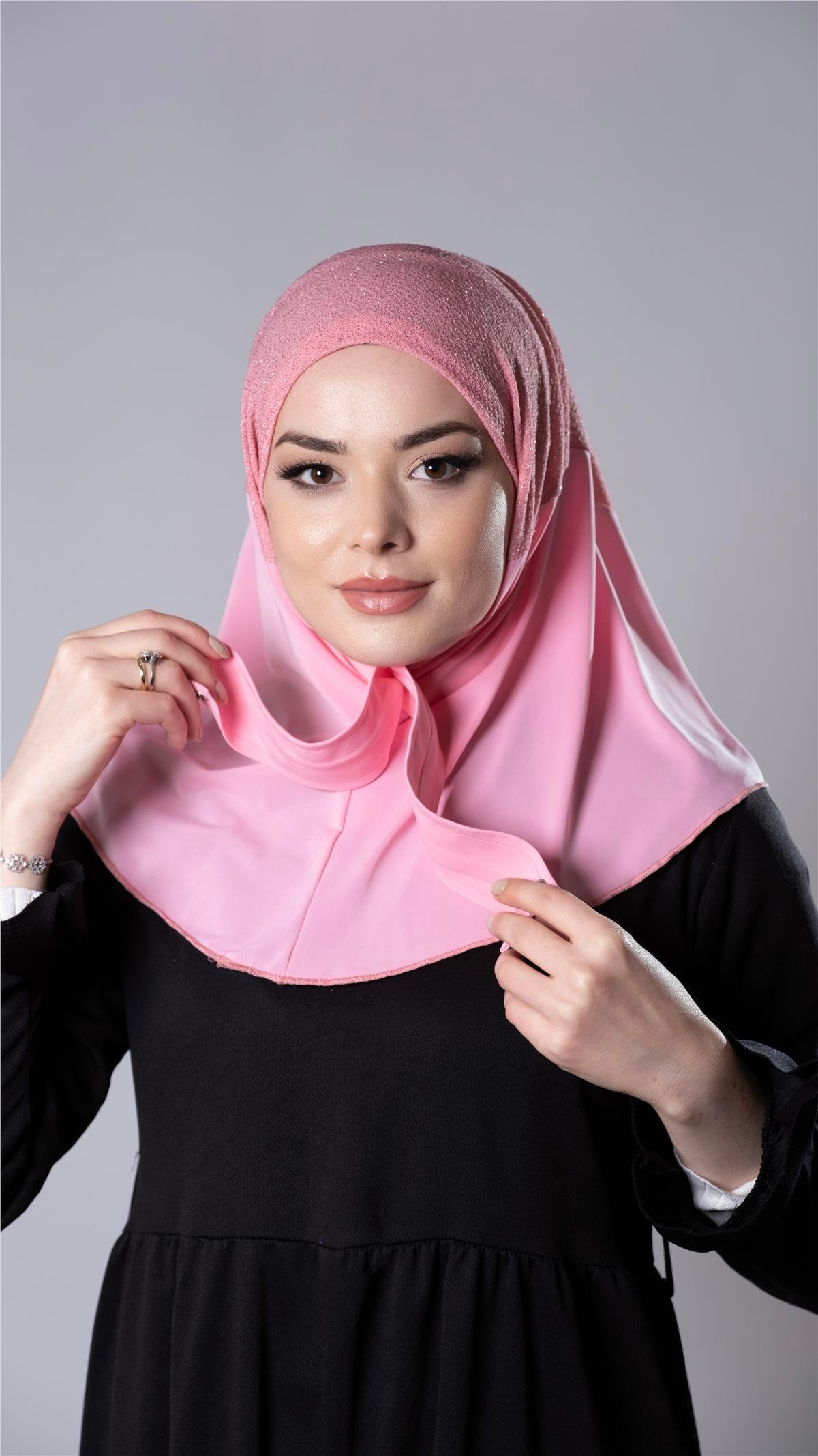 Pembe Pratik Hazır Geçmeli Tesettür Eşarp Sandy Kumaş Arkadan Çıtçıtlı 2206_04