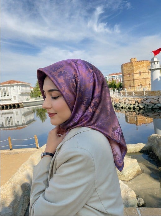 Seyra Gül Kurusu Vintage Desenli Tivil İpek Eşarp 54364