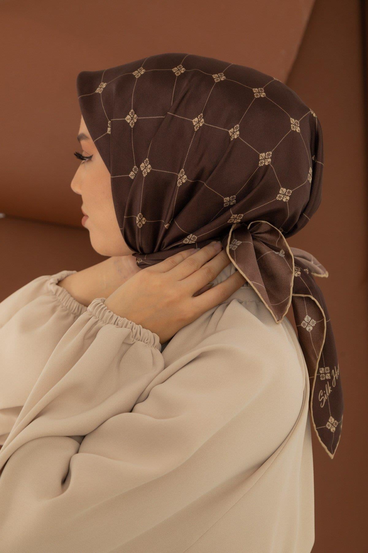 Silk Home Tivil İpek Eşarp 11392-01 Kahverengi Karışık Desen