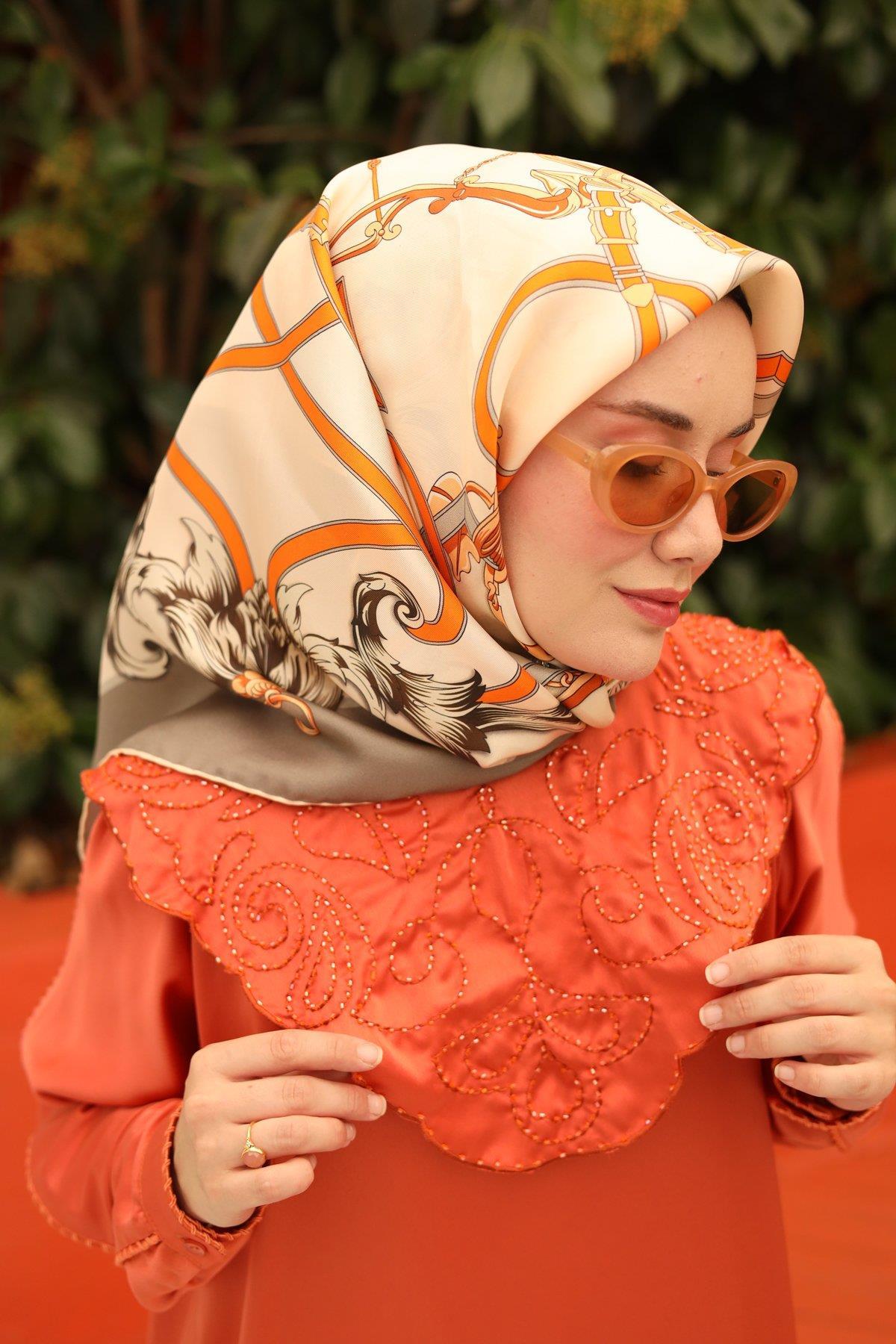 Silk Home Tivil İpek Eşarp 11436-04 Gri Karışık Desen