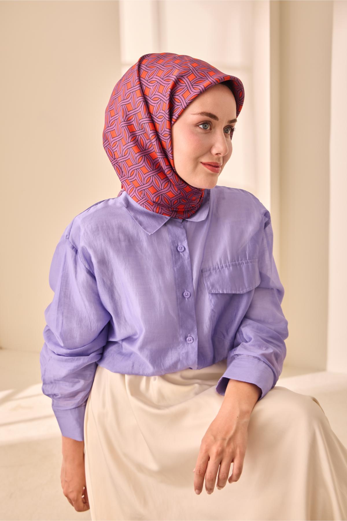 Silk Home Tivil Saf İpek 11479 - 22 Mor Kırmızı Soyut Desen