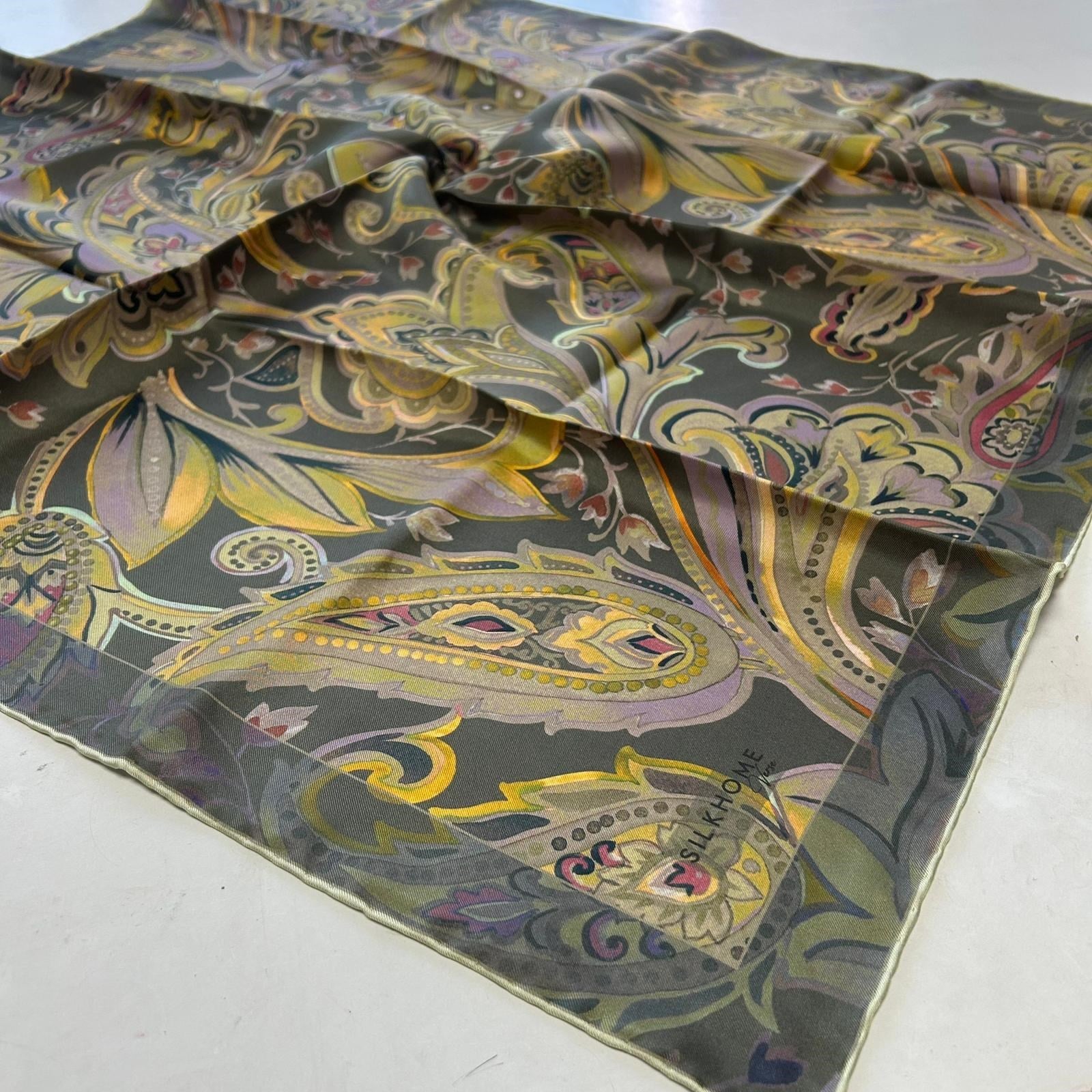 Silk Home Tivil Saf İpek 11504 - 21 Yeşil Etnik Desen 
