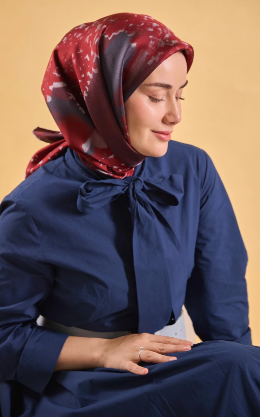 Silk Home Tivil Saf İpek IST 1152-03 Bloom Bordo Desen 
