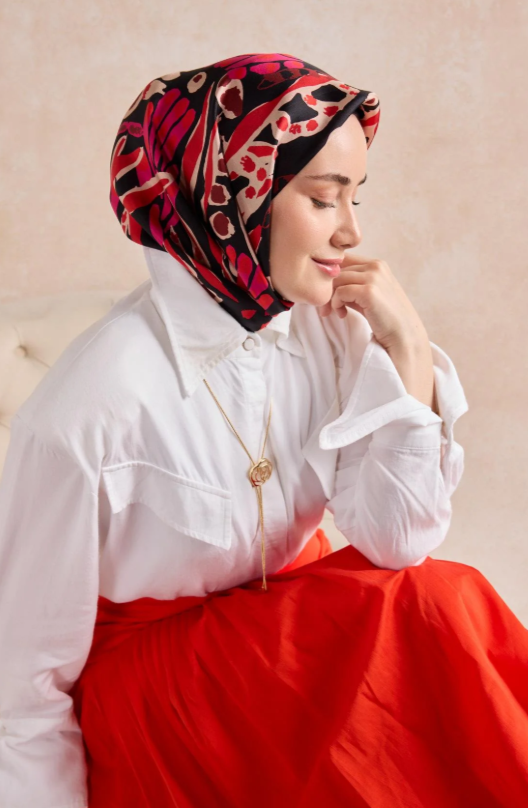 Silk Home Tivil Saf İpek IST 11531 - 17 Kırmızı Mercan Desen 