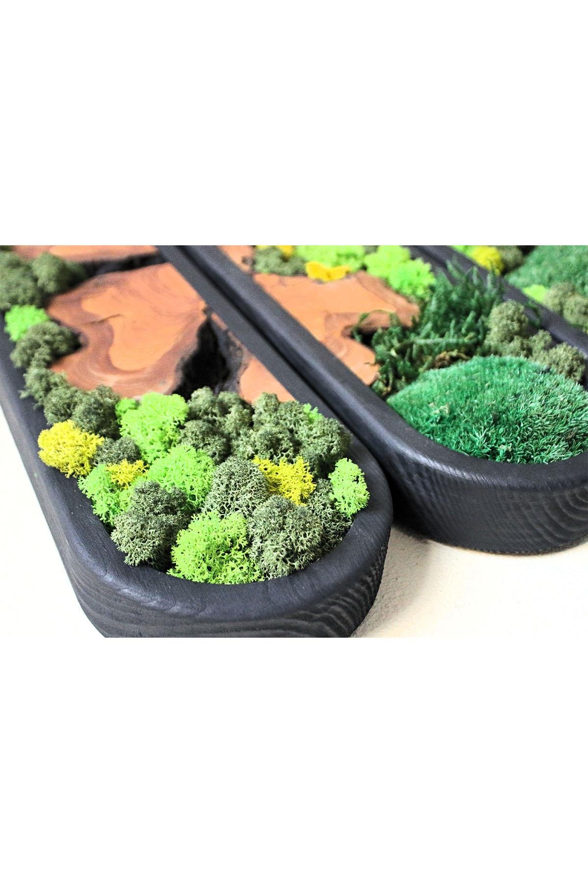 Moss Vertcial Clock